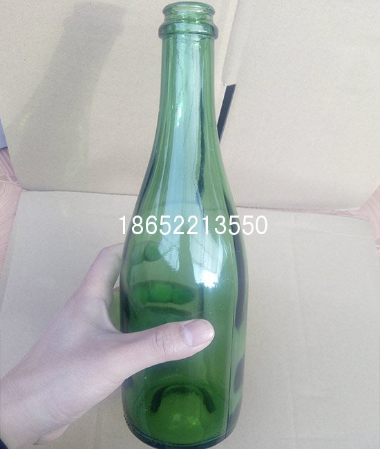 750ml酒瓶